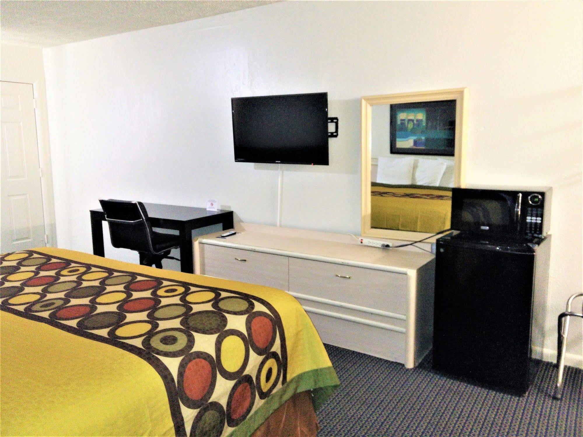 Travel Inn Eutaw Εξωτερικό φωτογραφία